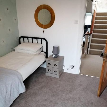 Y Garreg Wen Bed and Breakfast Llanybyther Buitenkant foto