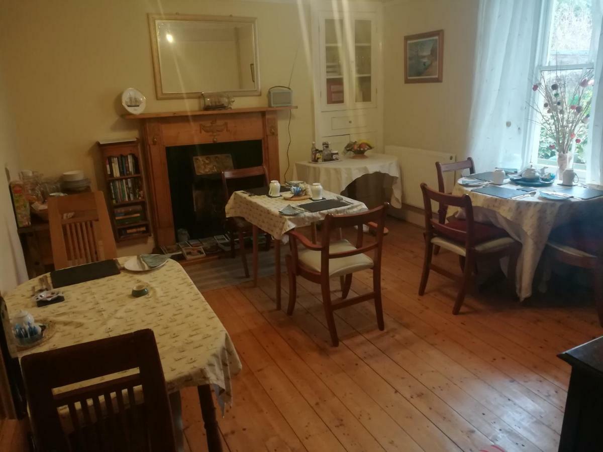Y Garreg Wen Bed and Breakfast Llanybyther Buitenkant foto