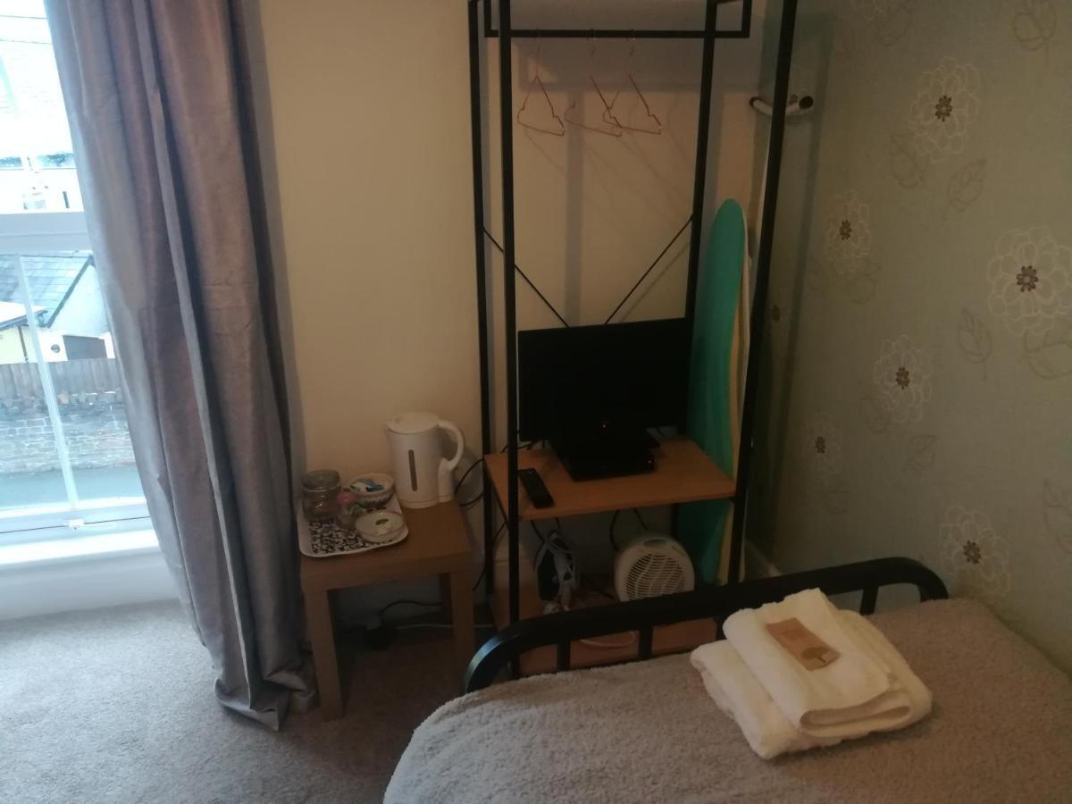 Y Garreg Wen Bed and Breakfast Llanybyther Buitenkant foto